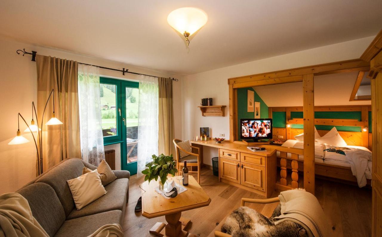 קליינארל Hotel Laerchenhof מראה חיצוני תמונה