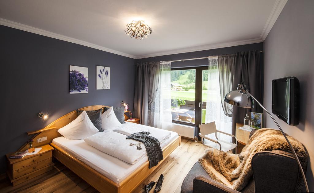 קליינארל Hotel Laerchenhof מראה חיצוני תמונה